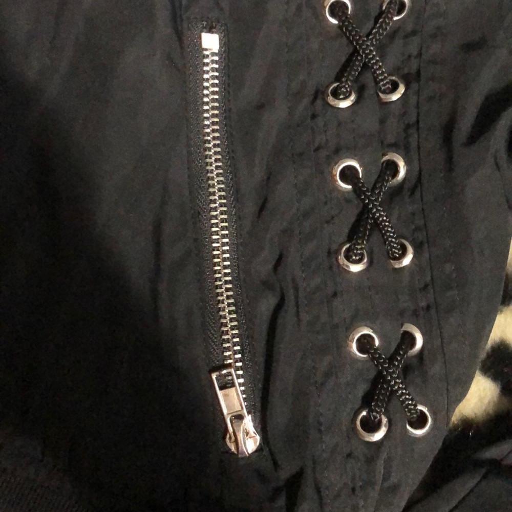 Bomber jacket - Picture 3 of 4